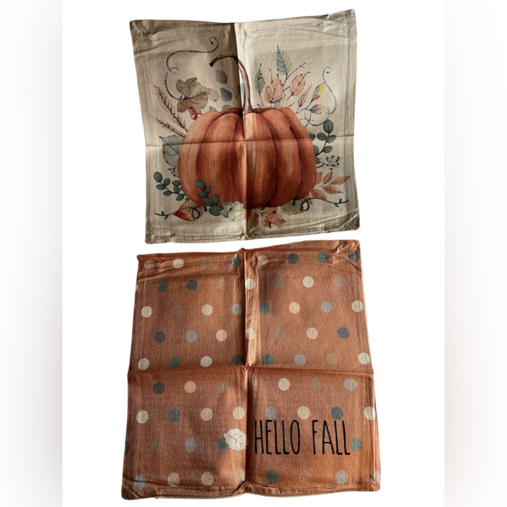 New 18”X18” polyester Holiday pillow covers with zipper closure